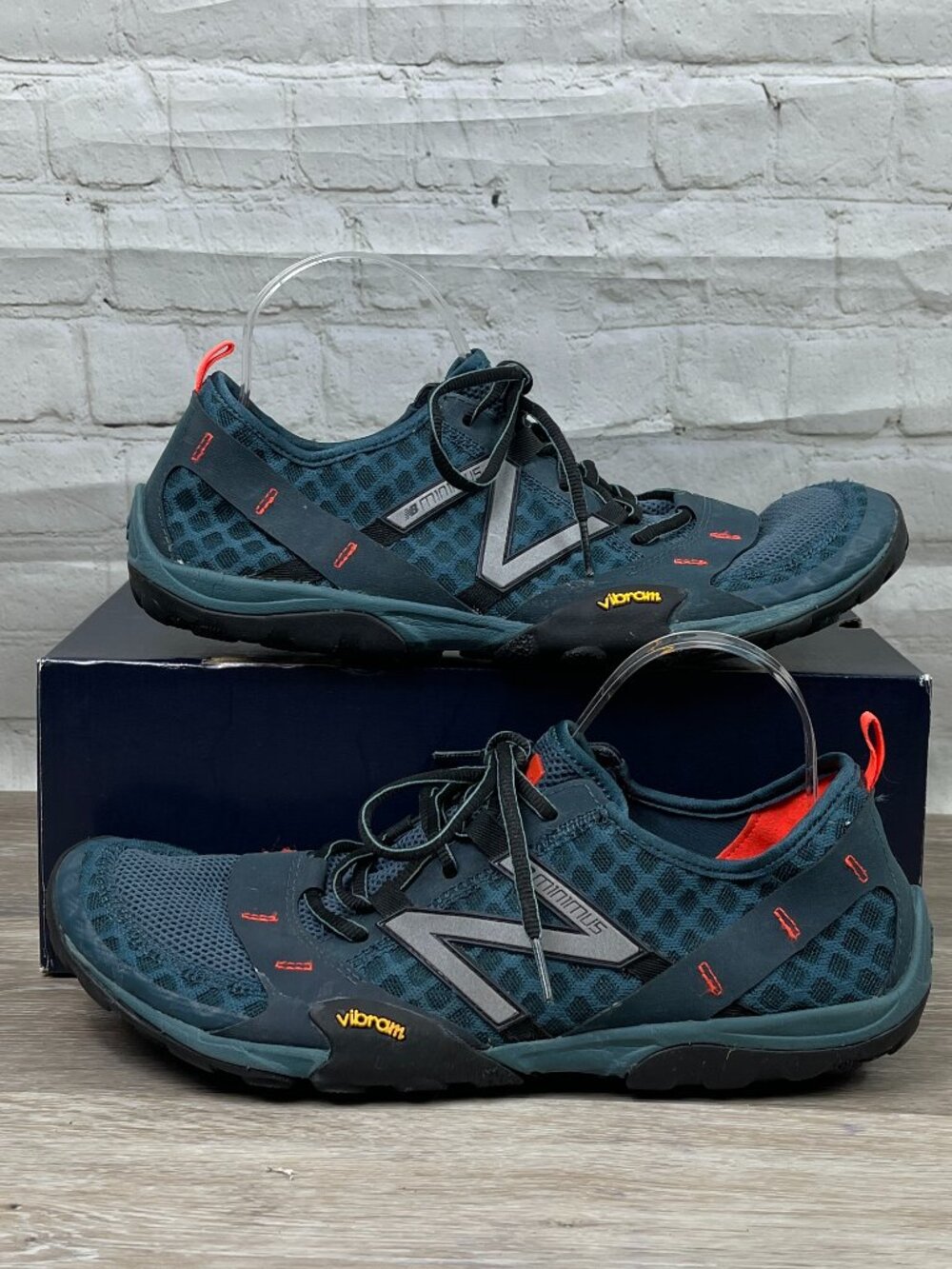 New Balance Minimus 10 v1 Tornado 'Blue' MT10GO MEN'S SIZE 12.5 VIBRAM SOLES